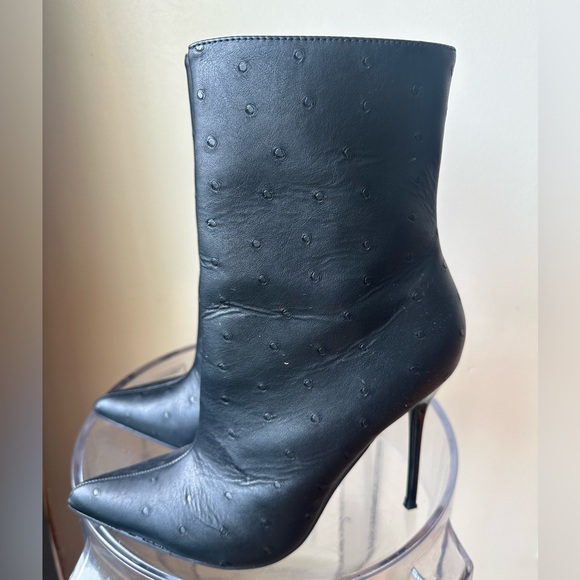 Black pointy toe boots - Picture 6 of 7